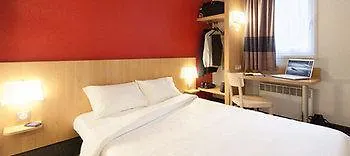 **  B&B Hotel Saint Malo Sud France