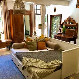 Chez Luis Et David Holiday home