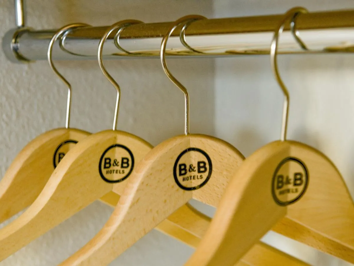 B&B Hotel Saint Malo Sud 2*, Saint-Jouan-des-Guerets France