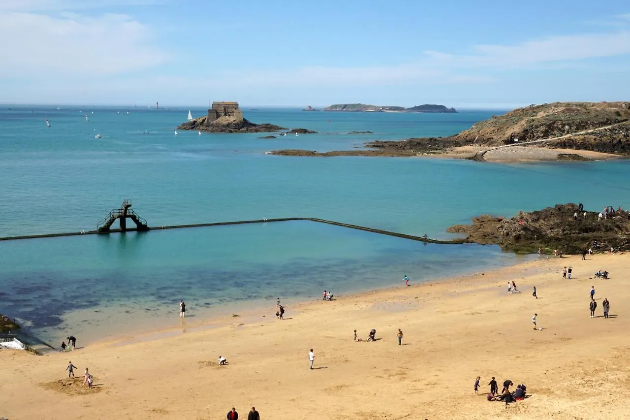B&B HOTEL Saint Malo Sud  Saint-Jouan-des-Guérets
